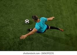 开云播报：老詹在非洲杯杀疯了，结果踢完球回家一看：主教练？